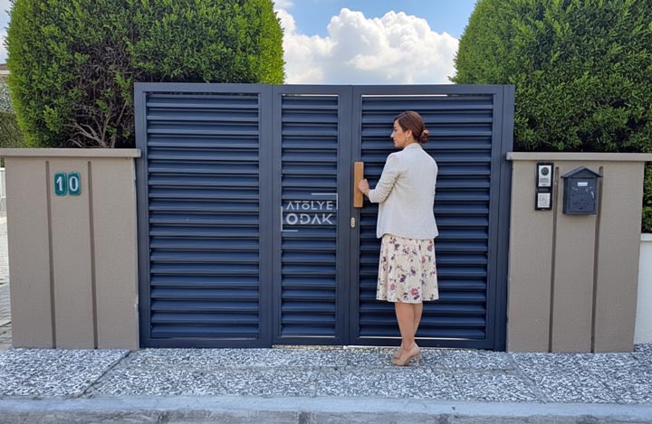 Galvanizli Panjur Yaya Kapısı